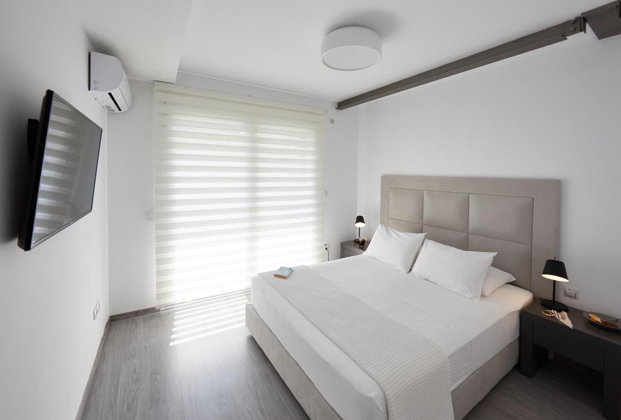 Athenian Residences Bagian luar foto